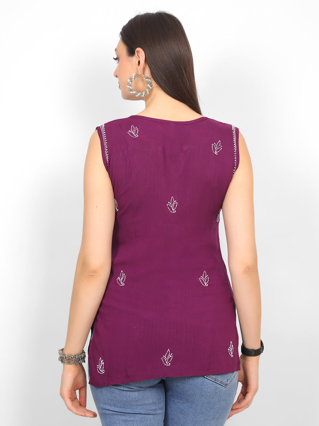 Modal Chikankari Sleeveless Short Kurti for Women – Authentic Lucknowi Style.