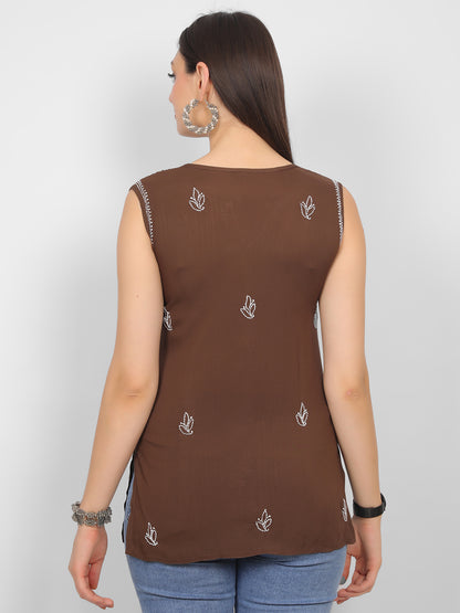Modal Chikankari Sleeveless Short Kurti for Women – Authentic Lucknowi Style.