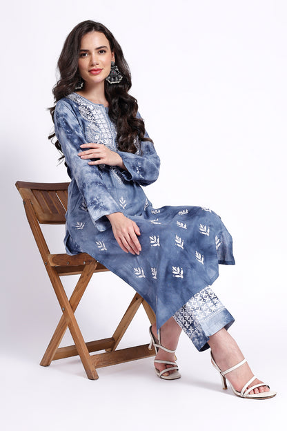 The Chikankari Story Embroidered Rayon Tie-Dyed Chikankari Blue Kurti plazzo set having bollywood 3D Embroidery.