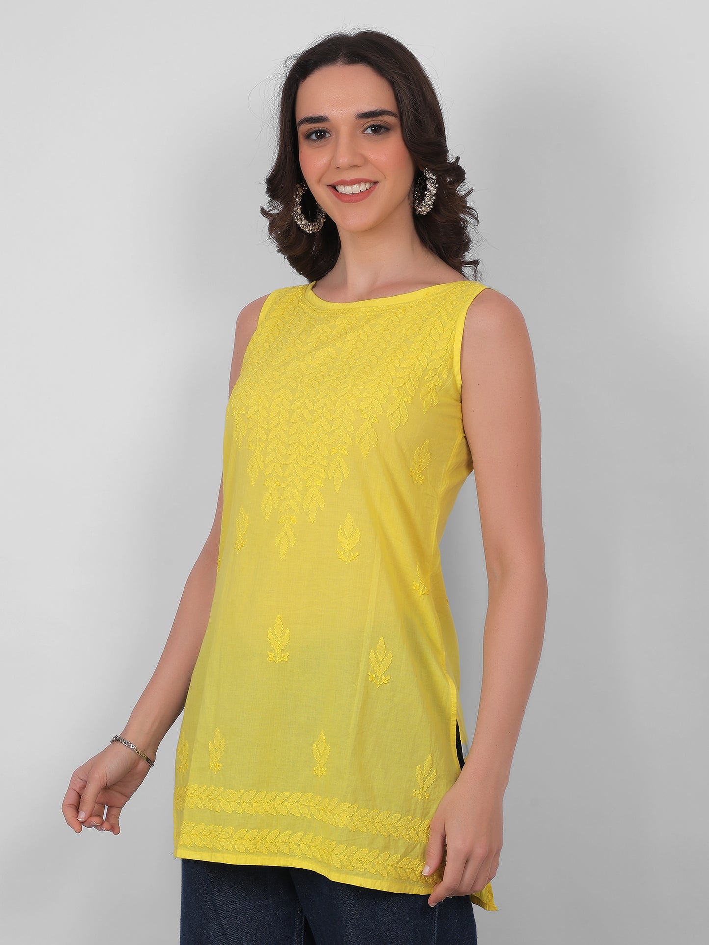 The Chikankari Story: White Sleeveless Chikankari Top and Tunic with Hand Embroidery – Lakhnavi Bakhiya and Thread Work