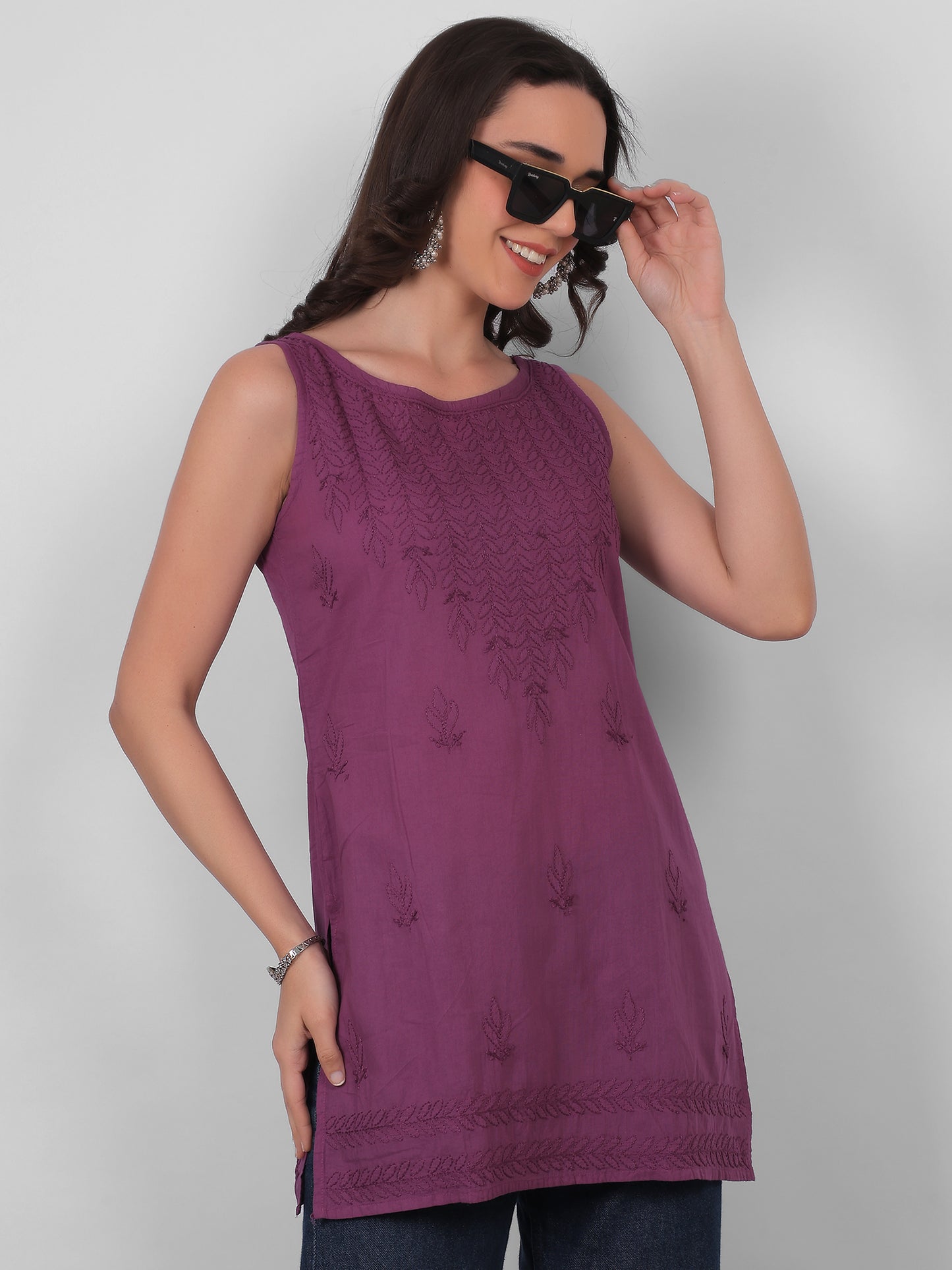 The Chikankari Story: White Sleeveless Chikankari Top and Tunic with Hand Embroidery – Lakhnavi Bakhiya and Thread Work