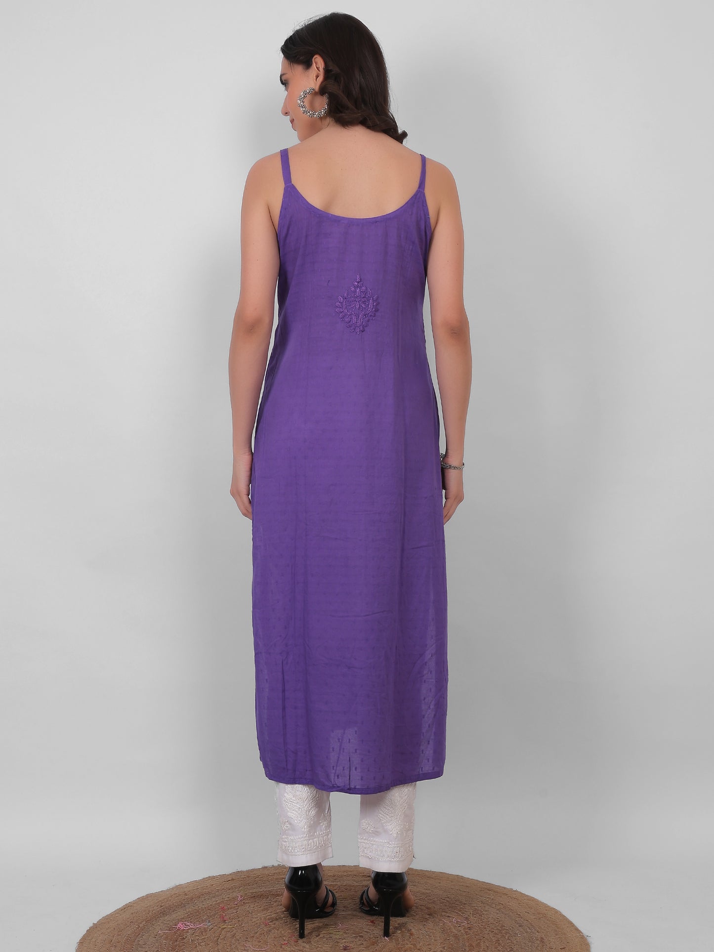 Shop sea green pure cotton dobby Chikankari straight kurti with authentic Lucknowi hand embroidery. Soft, breathable and perfect for summer wear.