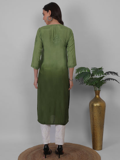 ആഡംബര സിയാൻ ചിക്കൻകാരി കുർത്തി ഹാൻഡ് എംബ്രോയ്ഡറി മസ്ലിൻ ഫാബ്രിക്ക്, മുഗളായി, ലഖ്നവി മോട്ടിഫുകൾ - ബോളിവുഡ്-റെഡി പരമ്പരാഗത ചാരുത