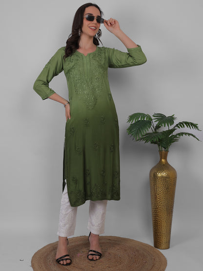 ആഡംബര സിയാൻ ചിക്കൻകാരി കുർത്തി ഹാൻഡ് എംബ്രോയ്ഡറി മസ്ലിൻ ഫാബ്രിക്ക്, മുഗളായി, ലഖ്നവി മോട്ടിഫുകൾ - ബോളിവുഡ്-റെഡി പരമ്പരാഗത ചാരുത