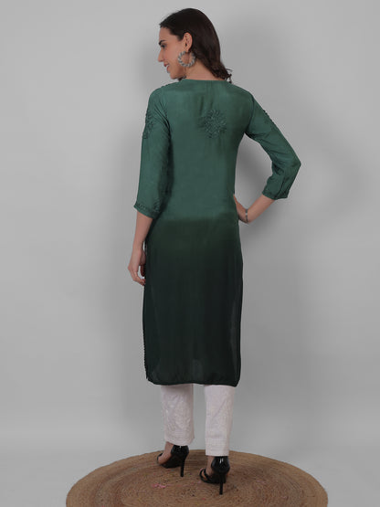 ആഡംബര സിയാൻ ചിക്കൻകാരി കുർത്തി ഹാൻഡ് എംബ്രോയ്ഡറി മസ്ലിൻ ഫാബ്രിക്ക്, മുഗളായി, ലഖ്നവി മോട്ടിഫുകൾ - ബോളിവുഡ്-റെഡി പരമ്പരാഗത ചാരുത