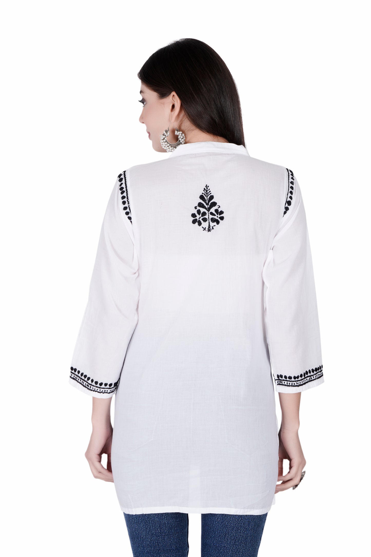 The Chikankari Story Elegant White Mulmul Cotton Chikankari Kurti: A Timeless Blend of Tradition and Modern Style