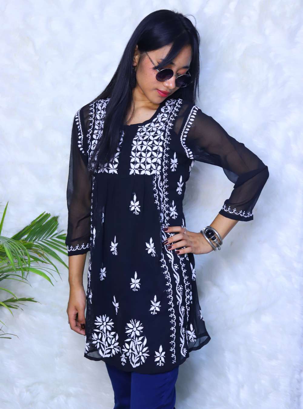 Vedana Women's Rayon Embroidered Black Short Kurta – VEDANA